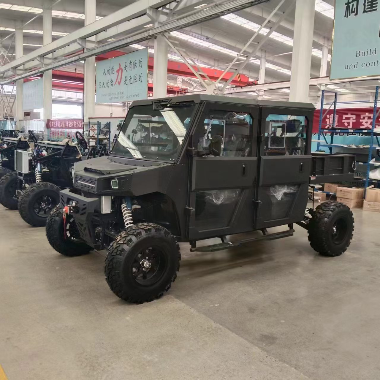 LW6C-UTV1000 963cc 6-Seat Enclosed Cabin UTV