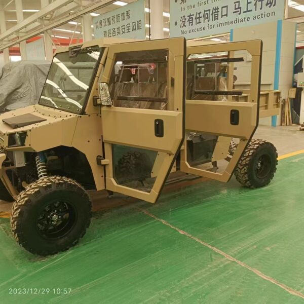 LW6C-UTV1000 963cc 6-Seat Enclosed Cabin UTV